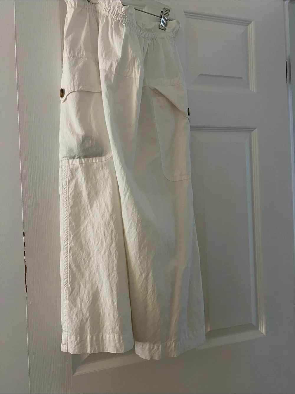 A.L.C. Cream Ruffled Skirt with Elastic Waist